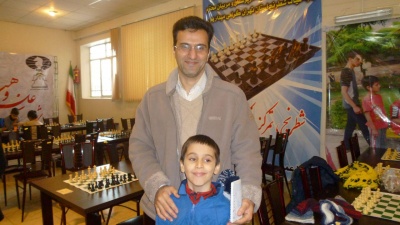 کاشفی(پدر و پسر) قهرمان اولین دوره مسابقات پدر و فرزند شد.