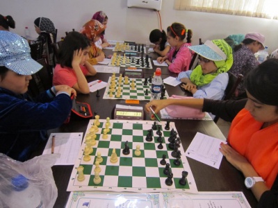 تصاویر روز شنبه 8 شهریور رده سنی استان تهران 1393