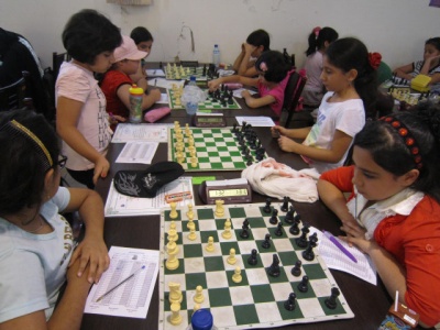 تصاویر روز شنبه 8 شهریور رده سنی استان تهران 1393