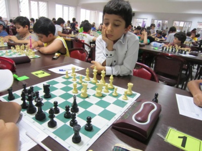 تصاویر روز شنبه 8 شهریور رده سنی استان تهران 1393