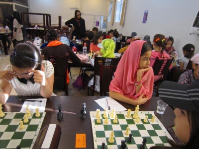 تصاویر روز شنبه 8 شهریور رده سنی استان تهران 1393