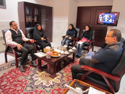 جلسه تقدیر از سارا سادات خادم الشریعه