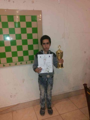 مهراد الیکایی قهرمان دومین دوره مسابقات جام دانش آموزی