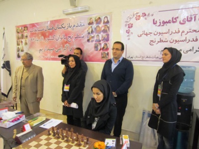 تصاویر افتتاحیه و دور اول مسابقات قهرمانی بانوان کشور در تهران 1393