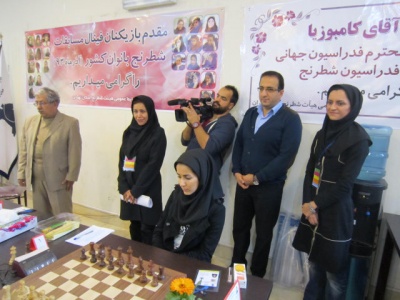 تصاویر افتتاحیه و دور اول مسابقات قهرمانی بانوان کشور در تهران 1393