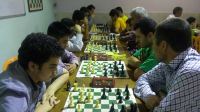 جواد لواسانی قهرمان مسابقه سریع جام رمضان شهریار شد