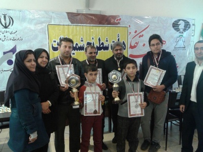 کاشفی(پدر و پسر) قهرمان اولین دوره مسابقات پدر و فرزند شد.